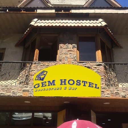 Gem Hostel Yerevan Ngoại thất bức ảnh