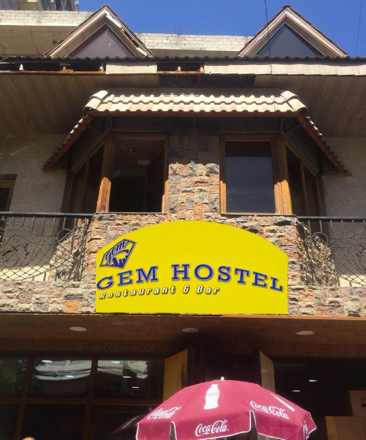 Gem Hostel Yerevan Ngoại thất bức ảnh