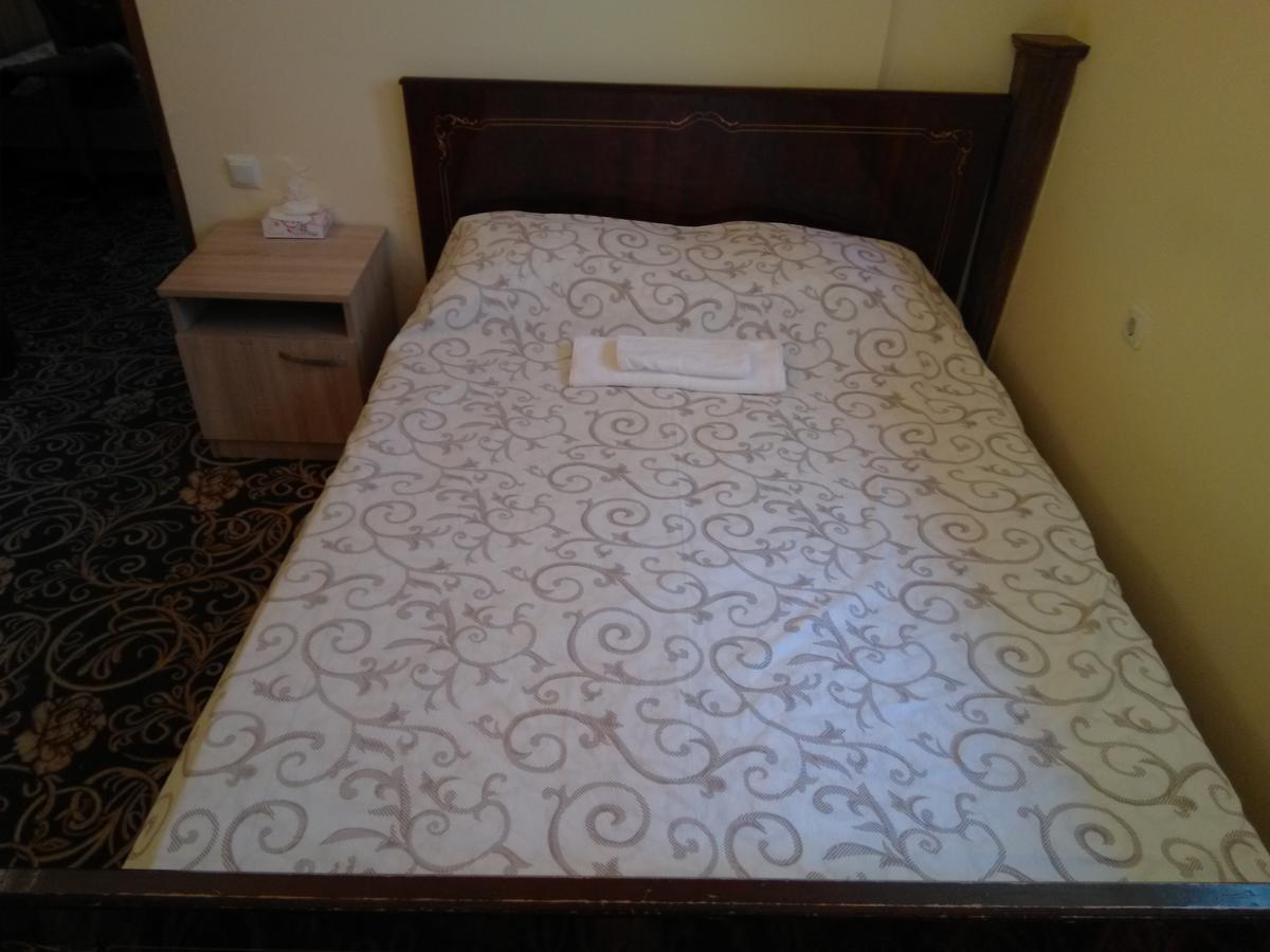 Gem Hostel Yerevan Ngoại thất bức ảnh