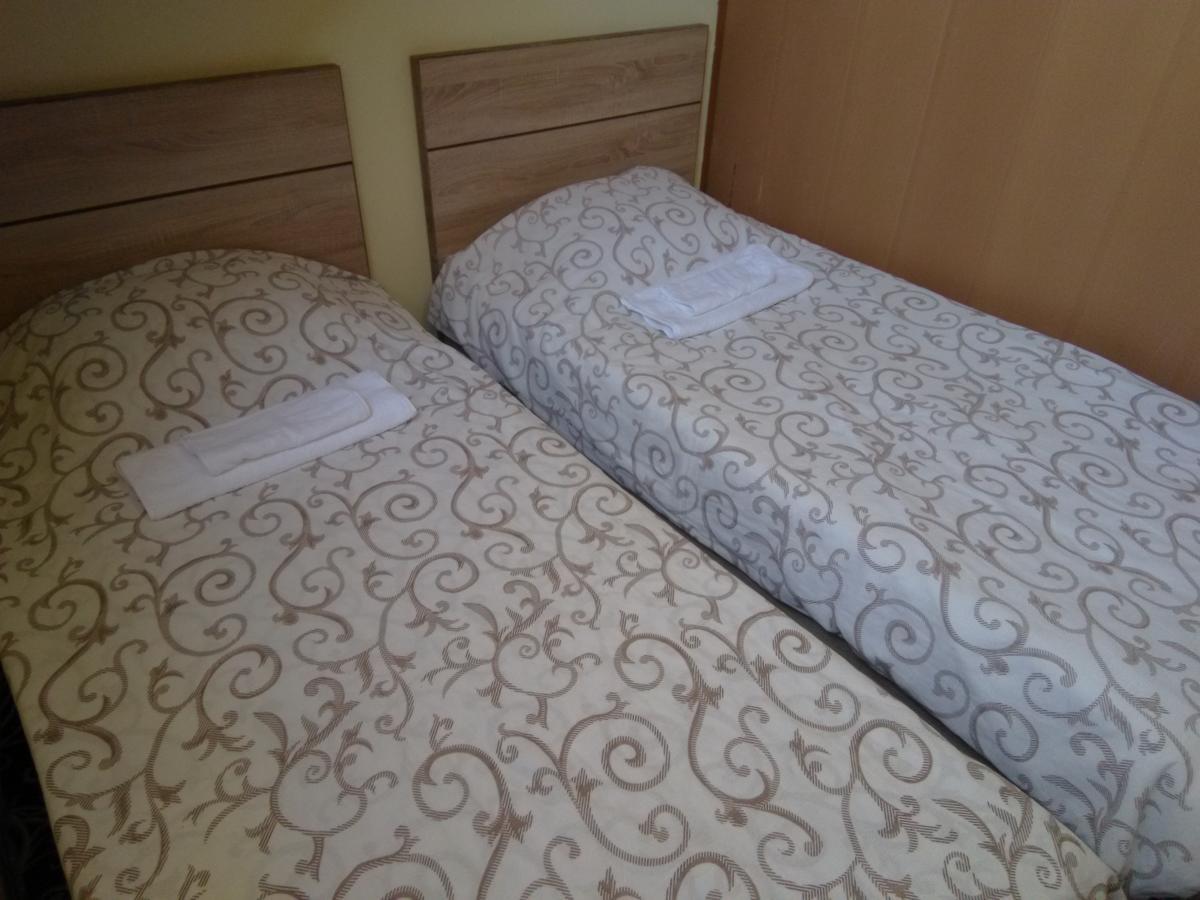 Gem Hostel Yerevan Ngoại thất bức ảnh